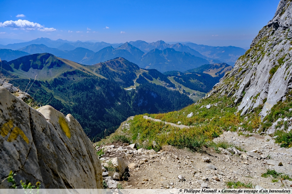 Dernier regard sur les montagnes du Chablais (Alpes, Haute-Savoie, France)